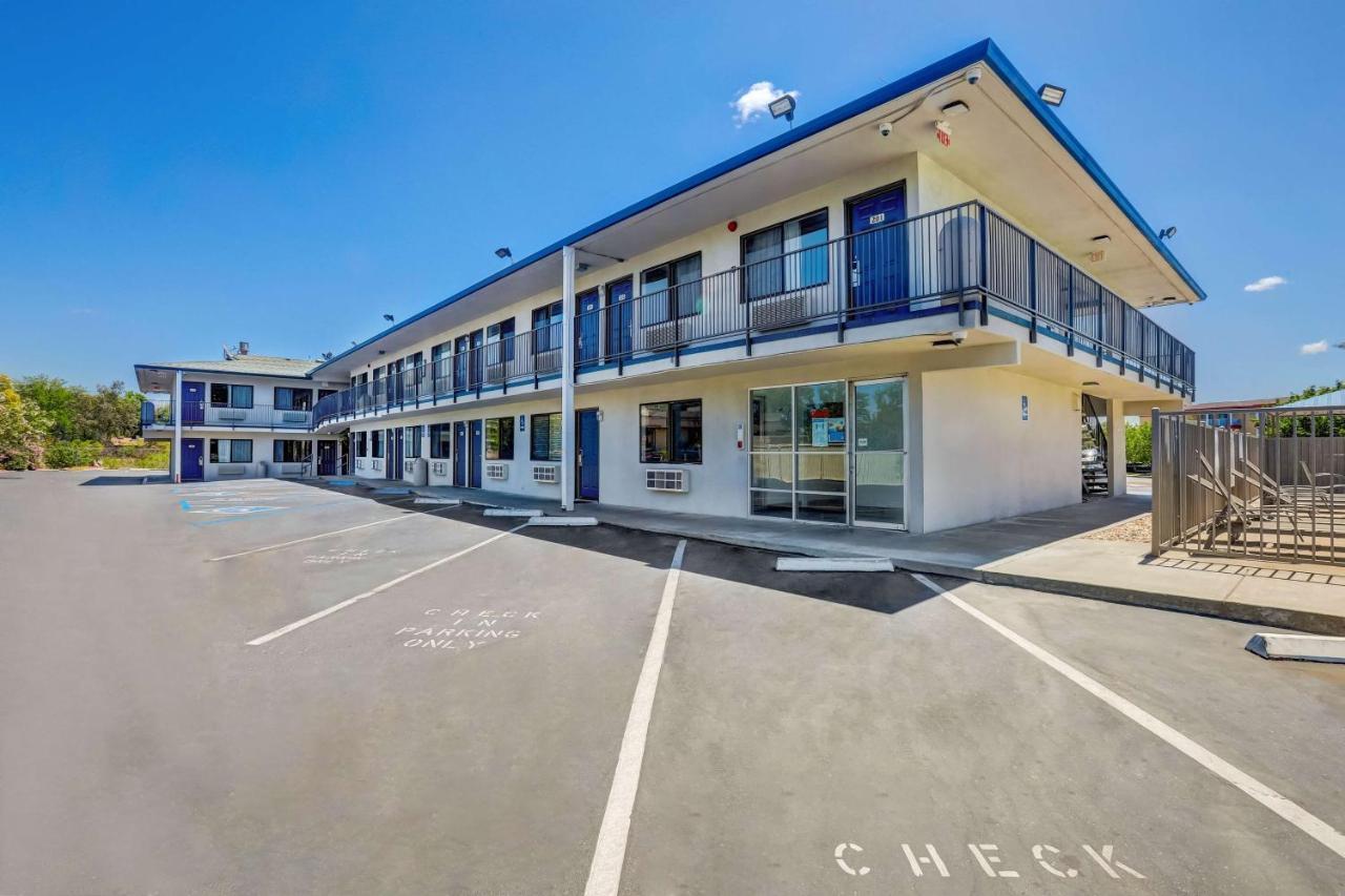 Motel 6-Red Bluff, Ca Buitenkant foto