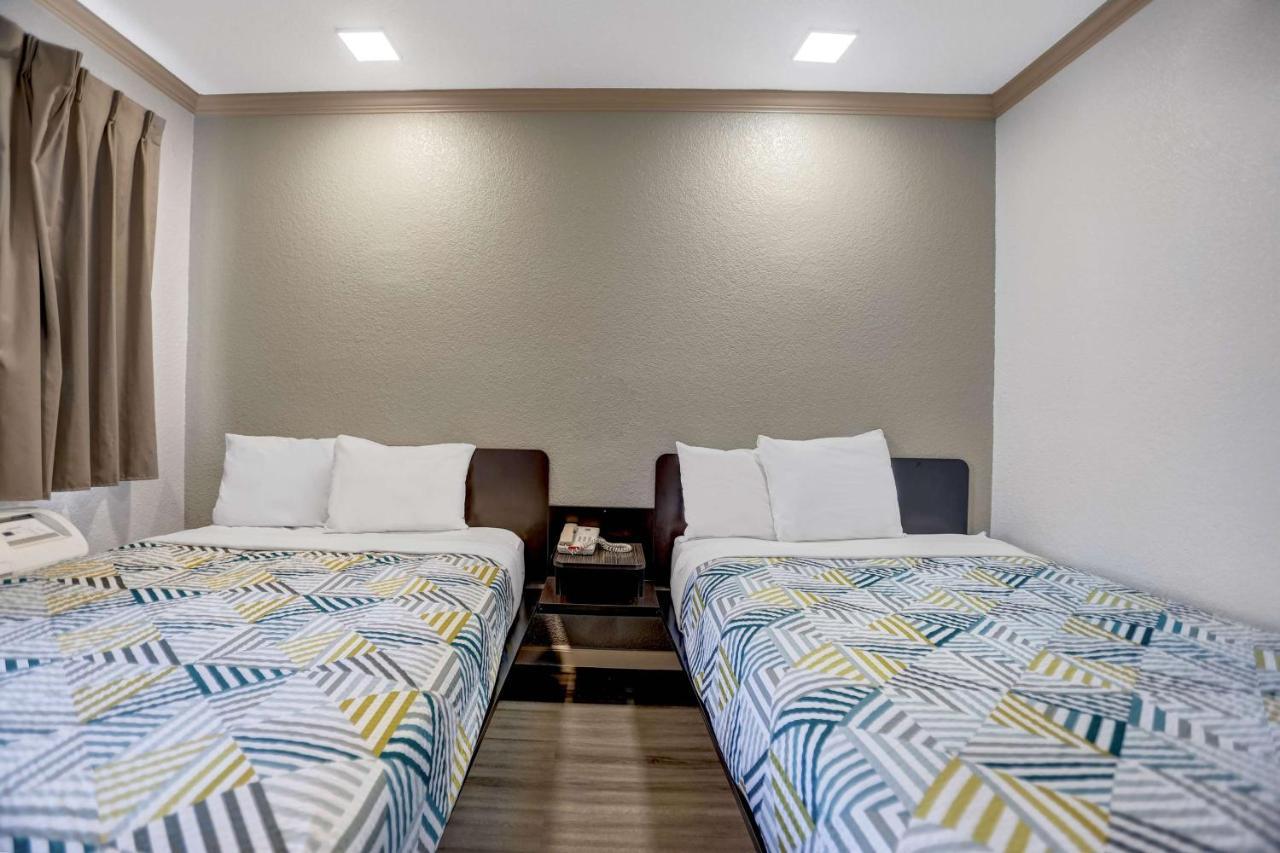 Motel 6-Red Bluff, Ca Buitenkant foto