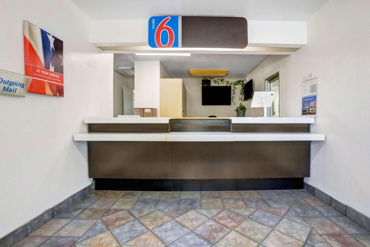 Motel 6-Red Bluff, Ca Buitenkant foto